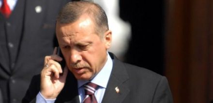 أردوغان يجري اتصالات مع الملك السعودي وأمير قطر حول اليمن