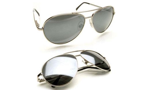 النظارة الشمسية تجنب أمراض العيون صيفاً