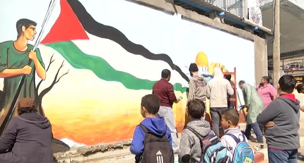 «لأجلك يا قدس».. افتتاح منتدى الفن التشكيلي بمخيم جباليا