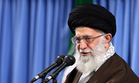 السيد خامنئي.. الشعب الإيراني سيحبط المساعي لزعزعة سير الانتخابات