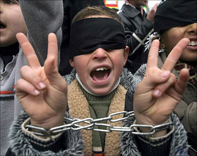 40 منظمة فرنسية تطلق حملة تضامن مع الأطفال الفلسطينيين الأسرى