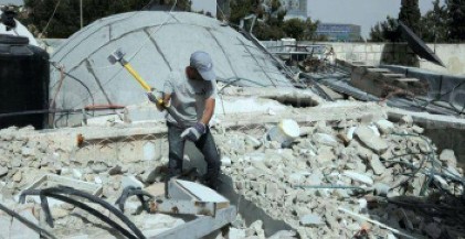 الاحتلال يجبر مقدسياً على هدم منزله في سلوان