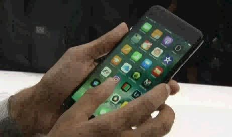 يديعوت: آي فون 8 سيصنع في مدينة هيرتسيليا
