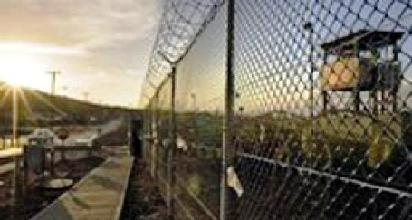 اصابة 3 اسرى جراء حريق بمعتقل شطة