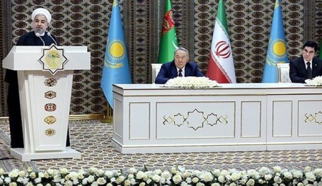 روحاني: تعزيز العلاقات مع الجيران أولوية لإيران