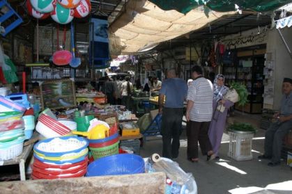 تجار عين الحلوة يعلنون انطلاق شهر التسوق في 15 رمضان