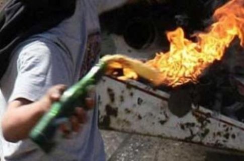 إصابة 3 مستوطنين بزجاجات حارقة شمال رام الله