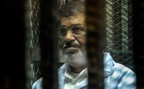 تحديد الـ16 من أيار للحكم على مرسي بقضية 