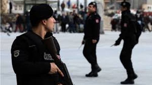 مقتل شخص وإصابة آخرين في انفجار باسطنبول 