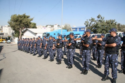 حماس تنفي علاقتها بالأجهزة الأمنية بغزة وتتهم أجهزة الضفة بوأد الانتفاضة