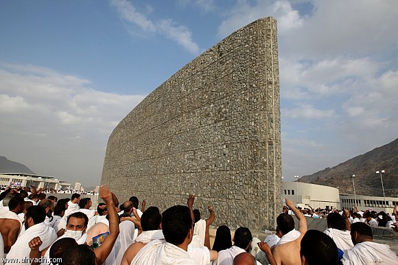 600 ألف حاج يكملون ثالث أيام التشريق والمتعجلون يستعدون للمغادرة