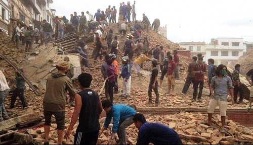 الجزائر... مساعدات عاجلة للنيبال