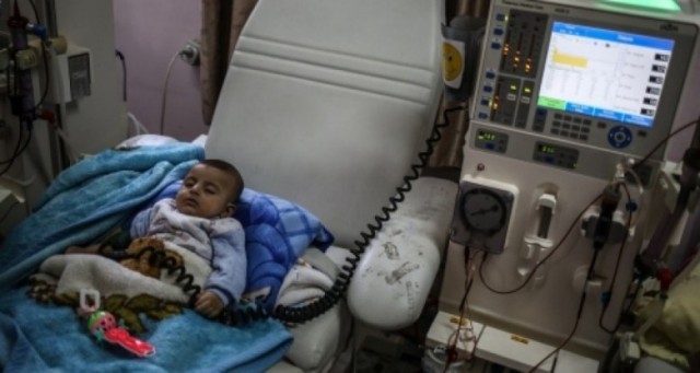 غزة.. الصحة تحذر من انهيار شامل للمنظومة الصحية