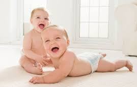 كيف يعبر الأطفال عن مشاعرهم 