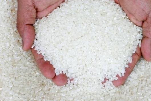 الحكومة العراقية تطرح مناقصة لشراء 30 ألف طن من الأرز