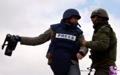 الإعلام: تحريض نتنياهو ضد الصحافة عنصرية وإفلاس