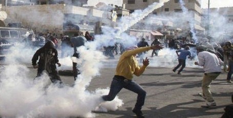 مواجهات خلال مسيرات الضفة الأسبوعية