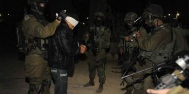 محدث.. الاحتلال يعتقل 13 مواطنا من الضفة والقدس 