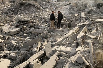 ذوو الشهداء بغزة يطالبون بصرف مخصصاتهم المالية الشهرية 