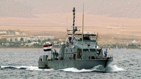 البحرية المصرية تطلق النار تجاه الصيادين في بحر رفح