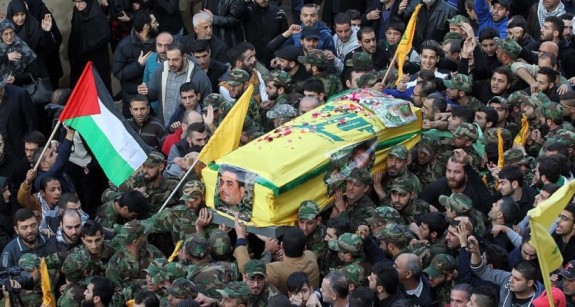 الآلاف يشيعون الشهيد القنطار إلى مثواه الأخير في ضاحية بيروت الجنوبية