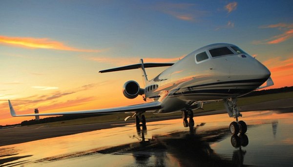 أسرع طائرة  خاصة في العالم...للإيجار في أوروبا للمرة الأولى