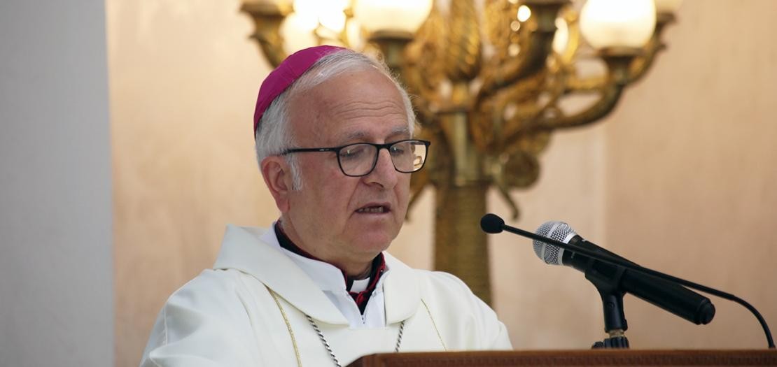 المطران وليم الشوملي.jpg