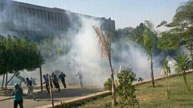 الشرطة المصرية تفرق تظاهرة نظمها طلاب الأخوان المسلمين في جامعة الأزهر