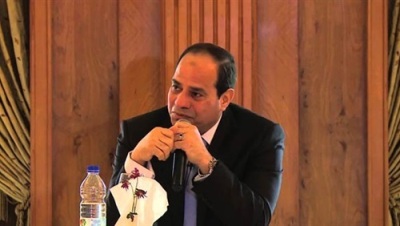 السيسي يستقبل الأثيوبيين المفرج عنهم في مطار القاهرة