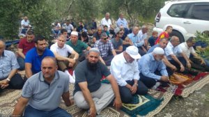 دعوات لأداء صلاة الجمعة بمنزل مهدد بالهدم في قرية عارة
