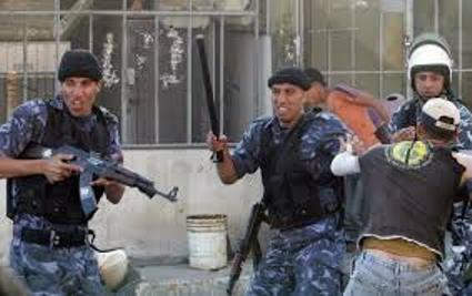 أمن السلطة يعتقل 9 من حماس 