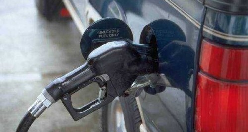 الرقابة على محطات الوقود في الضفة المحتلة