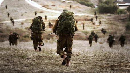 المقاومة الفلسطينية تجبر الاحتلال على ابعاد جنوده عن قطاع غزة