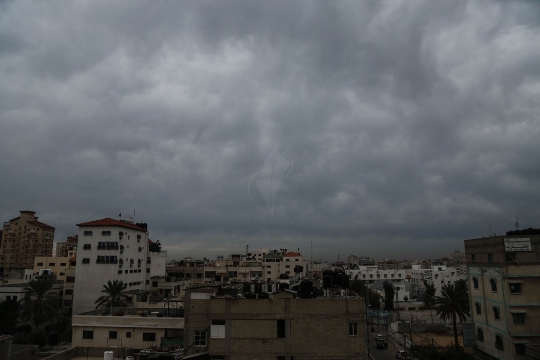 بدء تشكل أجواء المنخفض الجوي في فلسطين