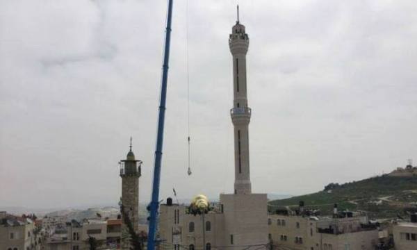 أهالي العيسوية يدشنون المئذنة الأطول في القدس