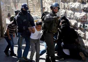 قوات الاحتلال تعتدي على شابين وتعتقلهما في القدس المحتلة
