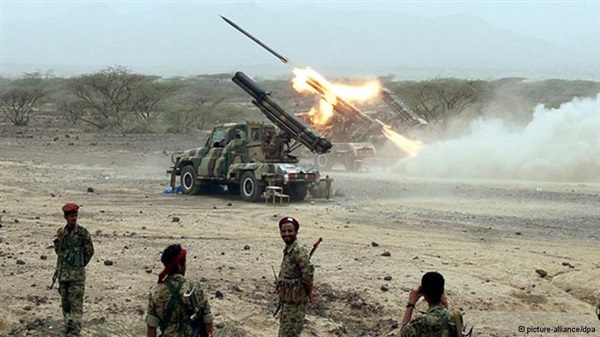 الدفاع اليمنية: إفشال تقدم عناصر تنظيم القاعدة إلى قاعدة العند الجوية