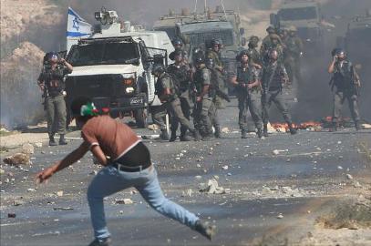 استشهاد شاب برصاص جنود الاحتلال شرق رام الله