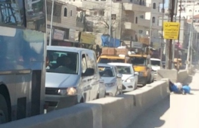 قوات الاحتلال تغلق حاجز قلنديا