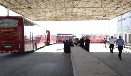 أريحا.. الاحتلال يمنع 11 مواطنا من السفر عبر الكرامة