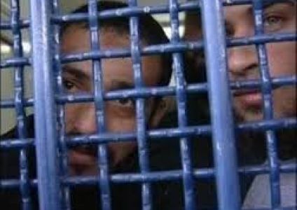 9 أسرى يدخلون أعواماً جديدة في معتقلات الاحتلال