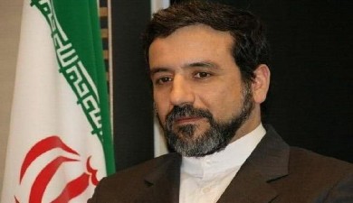 عراقجي: إيران لا تعتزم استبدال طالبي 