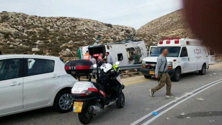 مقتل مستوطنة واصابة عشرات جنود الاحتلال بانقلاب حافلة