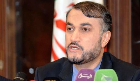 عبداللهيان للجبير: التوجهات العسکریة فی المنطقة غیر بناءة