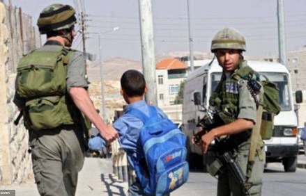 اعتقال 7 أطفال في الضفة الغربية المحتلة