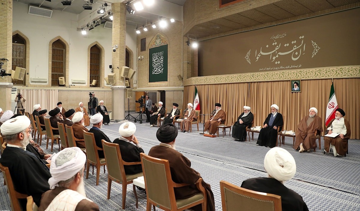 مجلس خبراء غيران.jpg