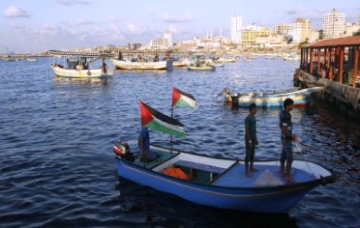 الاحتلال يعتقل صيادين 2 من قبالة شواطئ غزة