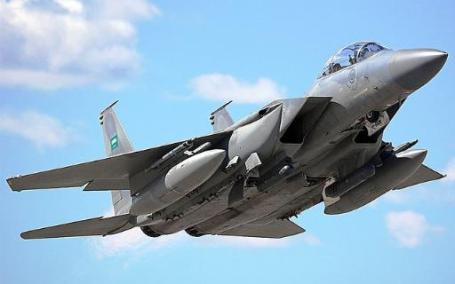 تأكيدا للدعم اللوجستي... اميركا تزود الطائرات العربية والسعودية بالوقود جوا