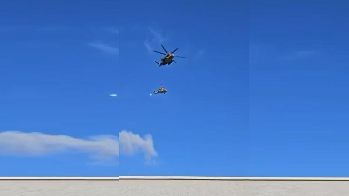 طائرة محطمة.jpg