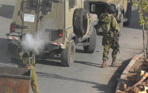 إصابة شابين برصاص قوات الاحتلال جنوبي نابلس